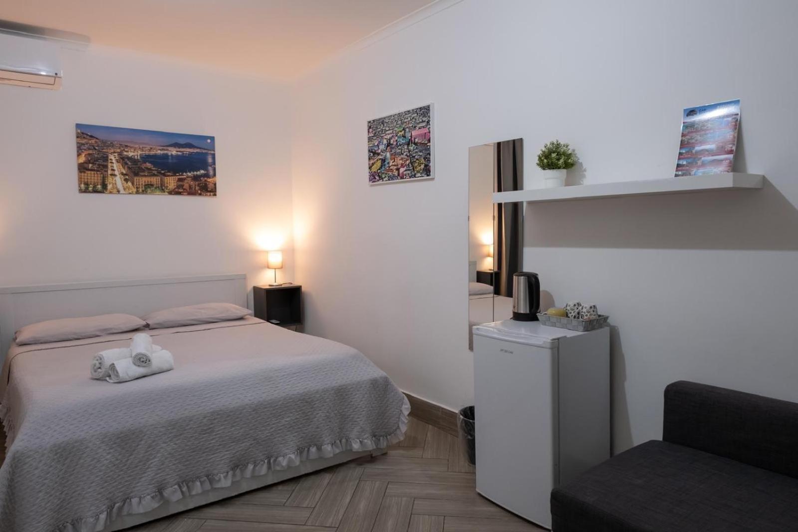 Hotel Toledo Road 429 à Naples Extérieur photo